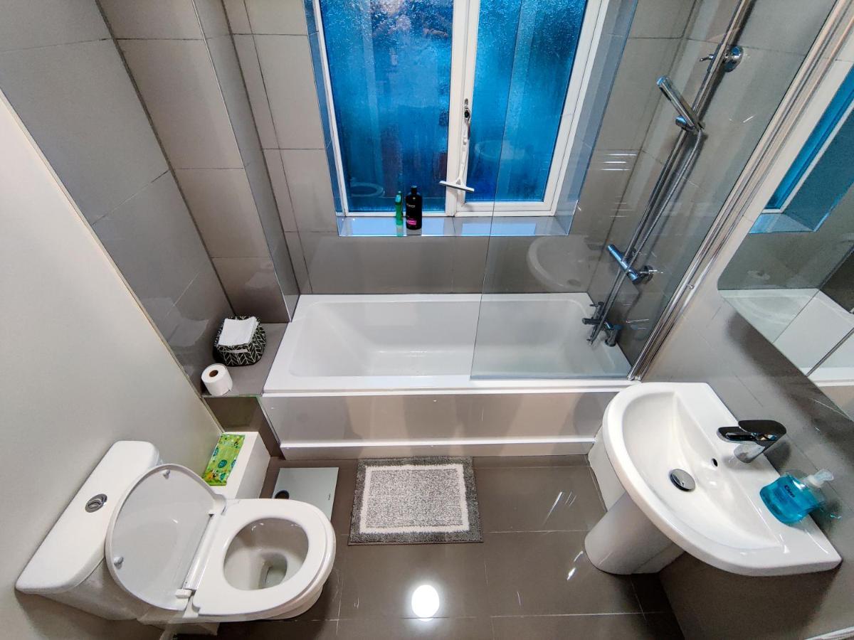 Stoke-on-Trent Joshua Court Single Room מראה חיצוני תמונה
